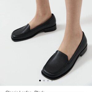 St. Agni classic loafer size 35